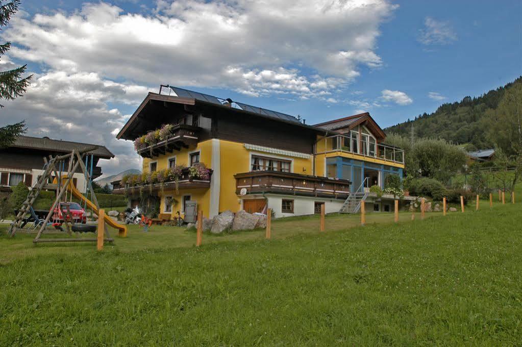 Haus Katharina, Summercard Included Kaprun Dış mekan fotoğraf