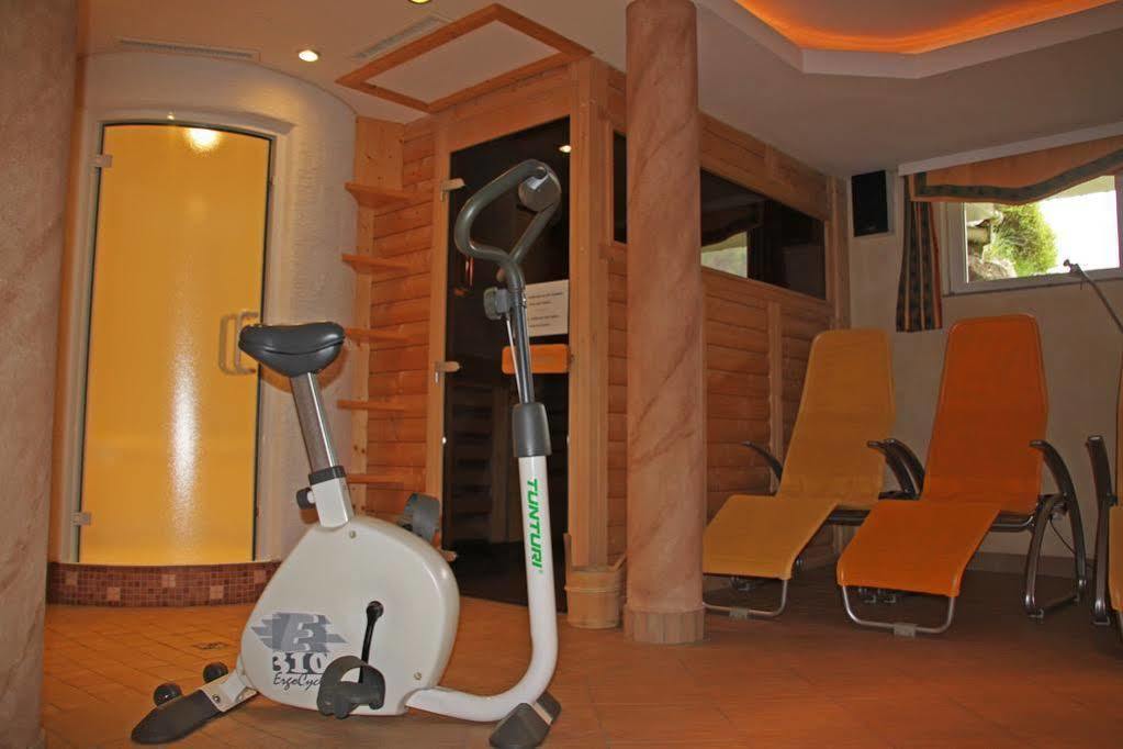 Haus Katharina, Summercard Included Kaprun Dış mekan fotoğraf