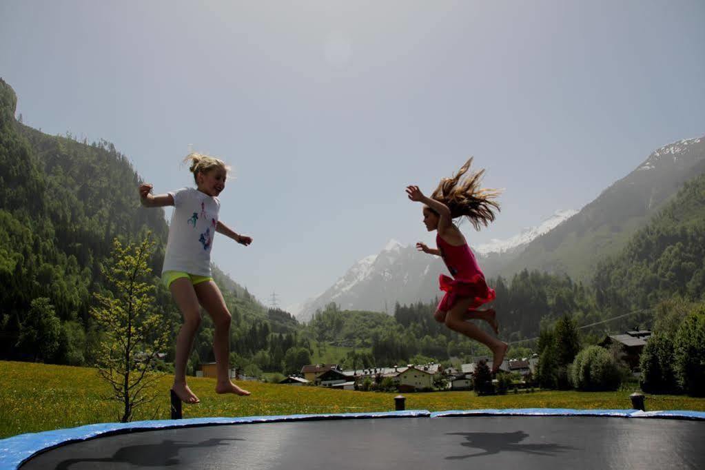 Haus Katharina, Summercard Included Kaprun Dış mekan fotoğraf